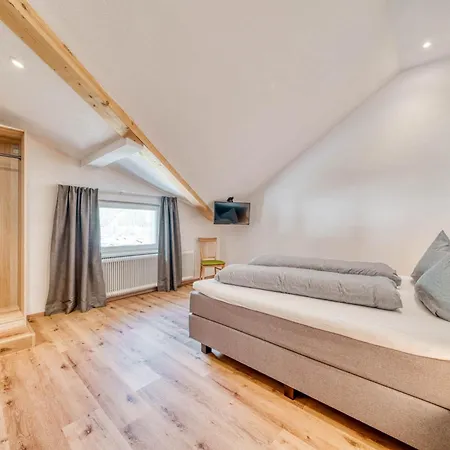 Daire Inntalerhof 6 *